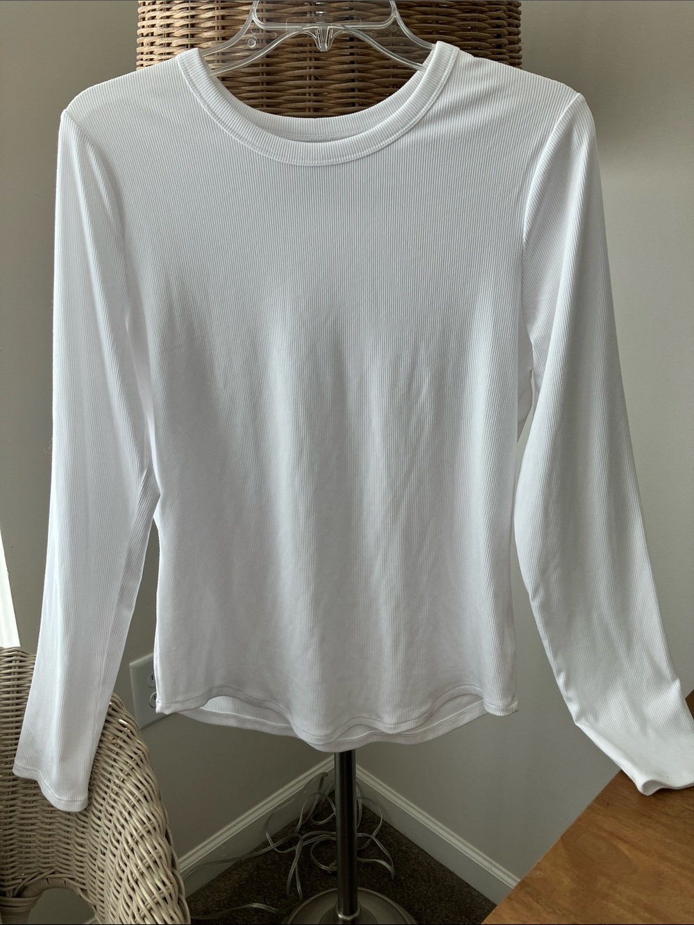 No Boundaries White Ribbed Crewneck Top